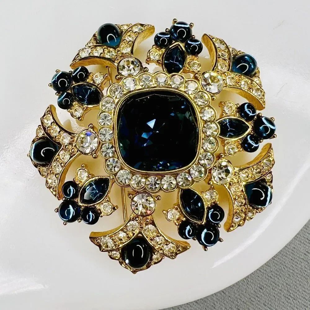 Huge JOAN RIVERS Vintage Gold Statement Brooch Midnight Blue Rhinestones 1213